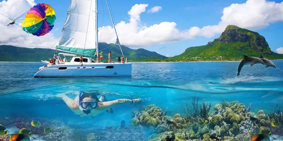 10-underwater-tourist-attractions