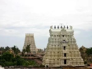 ramanathaswamy-temple-rameshwaram-min