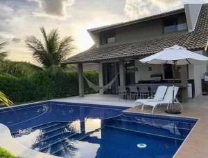 malawi-beach-house