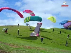 paragliding-in-munnar-1-1