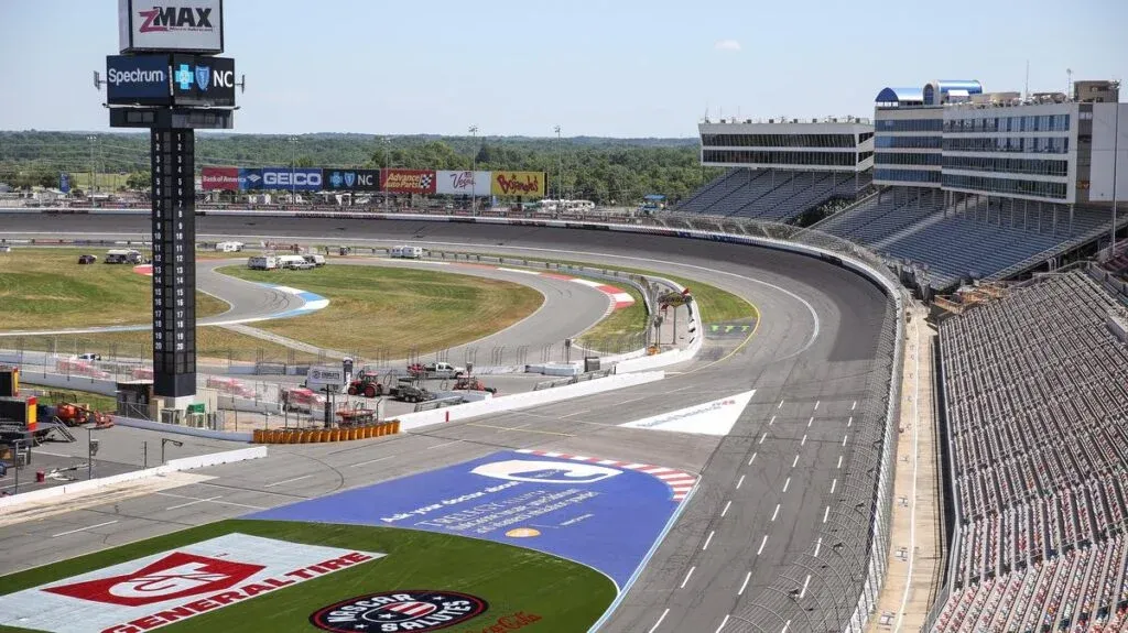 Charlotte-Motor-Speedway