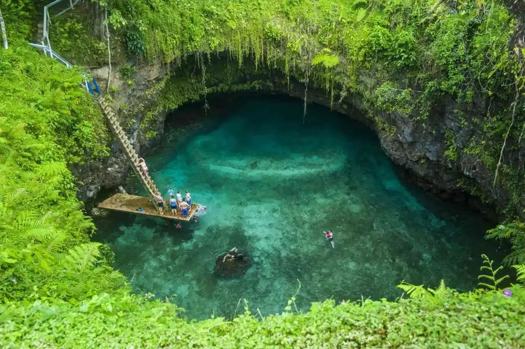 Volcanic-Pools