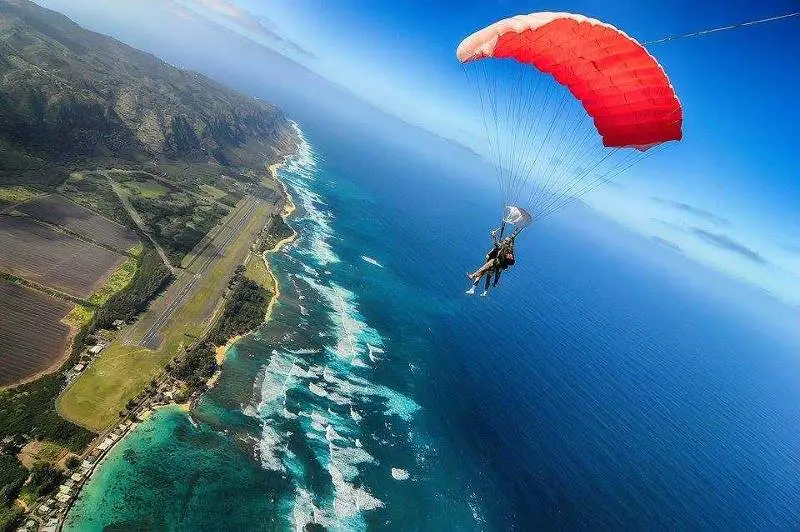 skydiving Hawaii, United States